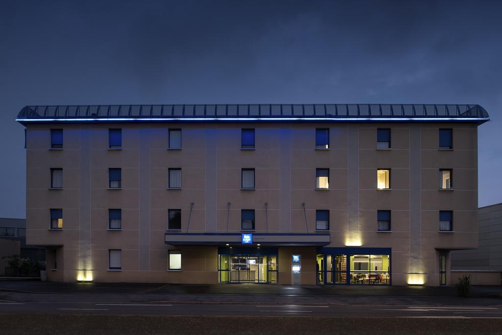 Ibis Budget Bobigny Pantin Esterno foto