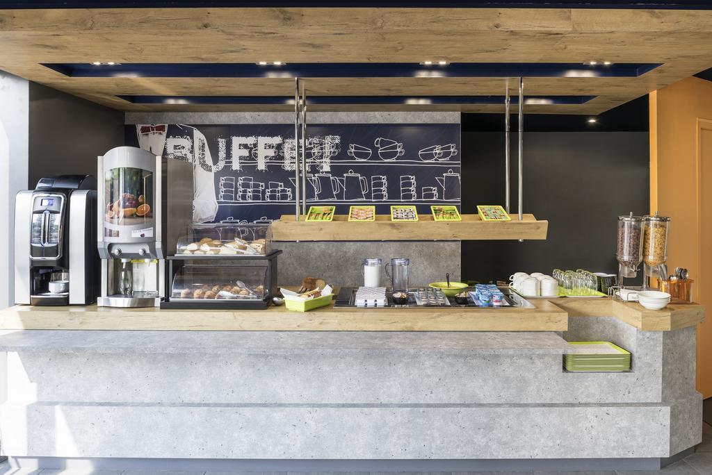 Ibis Budget Bobigny Pantin Esterno foto