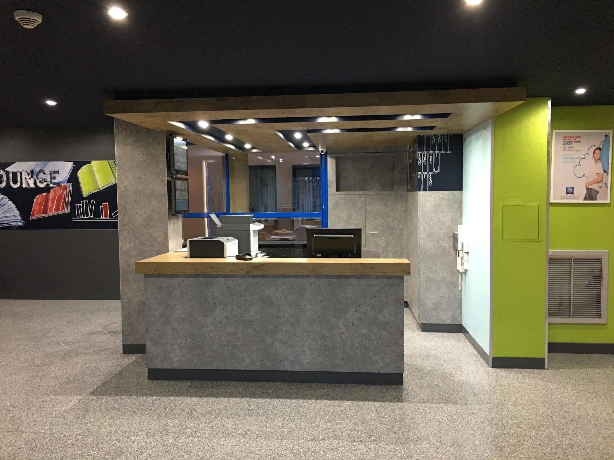 Ibis Budget Bobigny Pantin Esterno foto