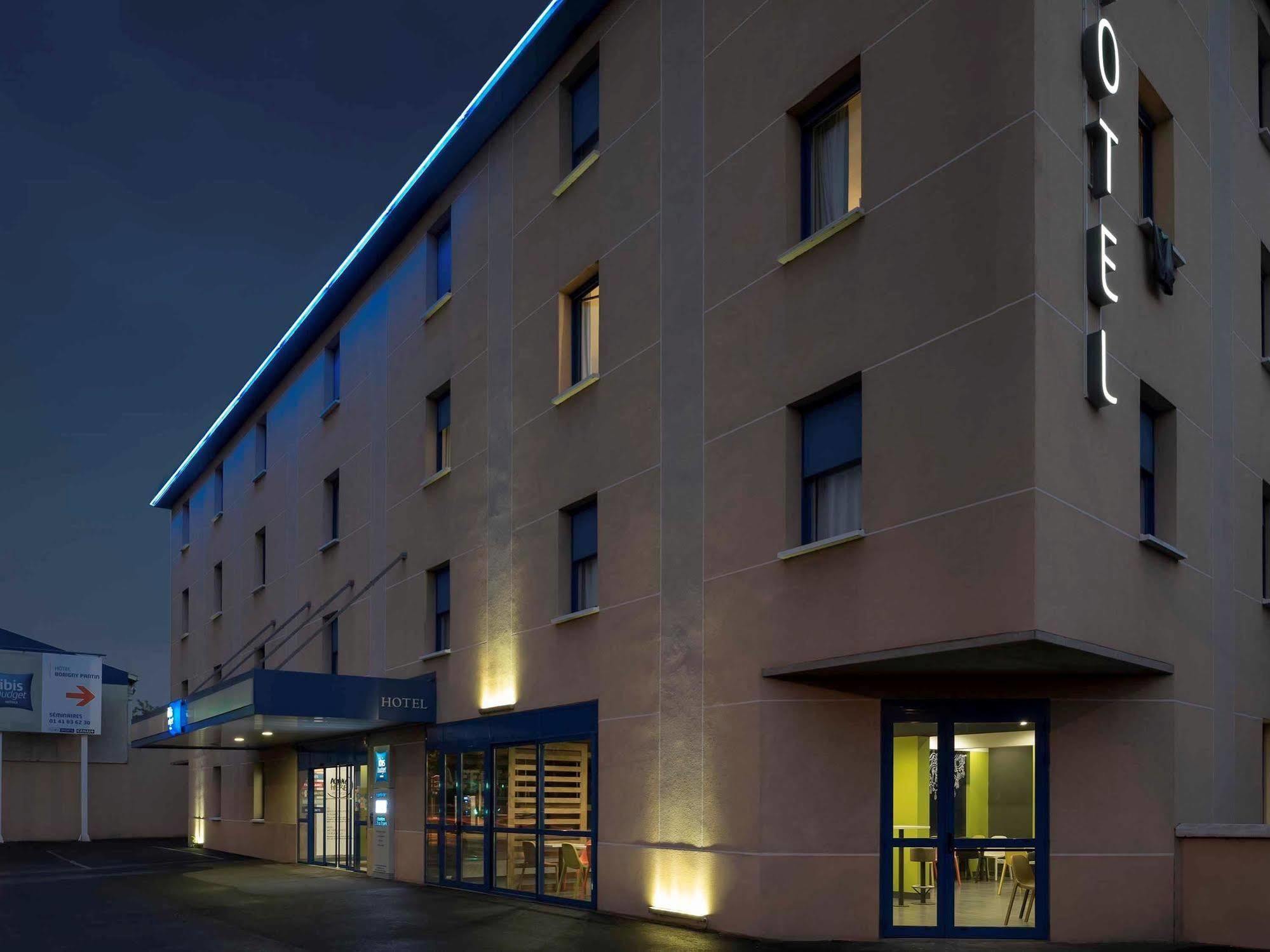 Ibis Budget Bobigny Pantin Esterno foto