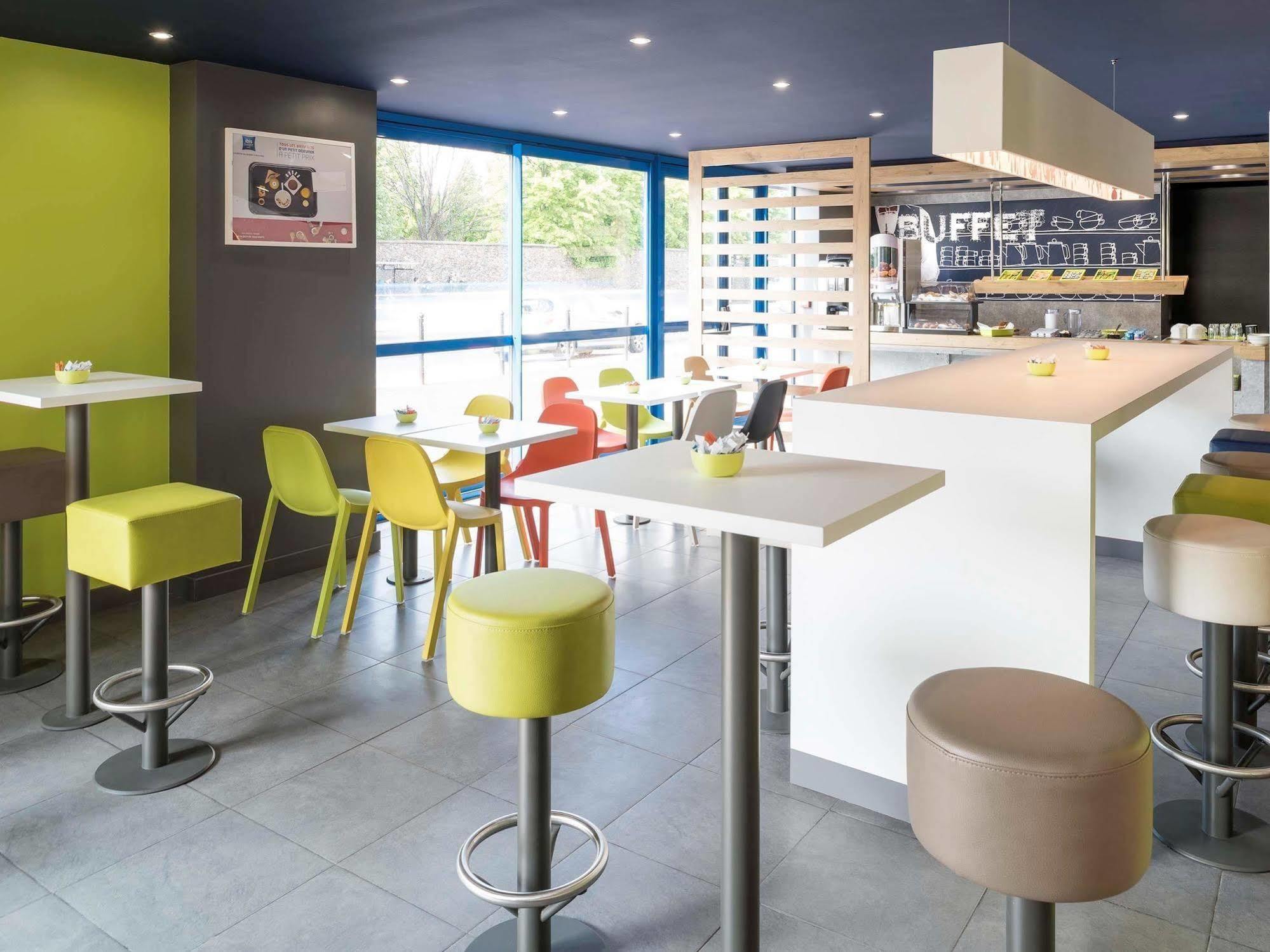 Ibis Budget Bobigny Pantin Esterno foto